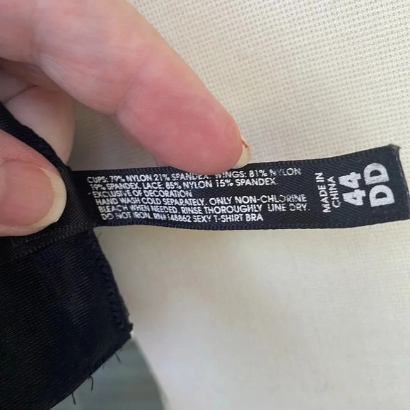 Torrid Black Lace Plunge Underwire - Picture 9 of 9